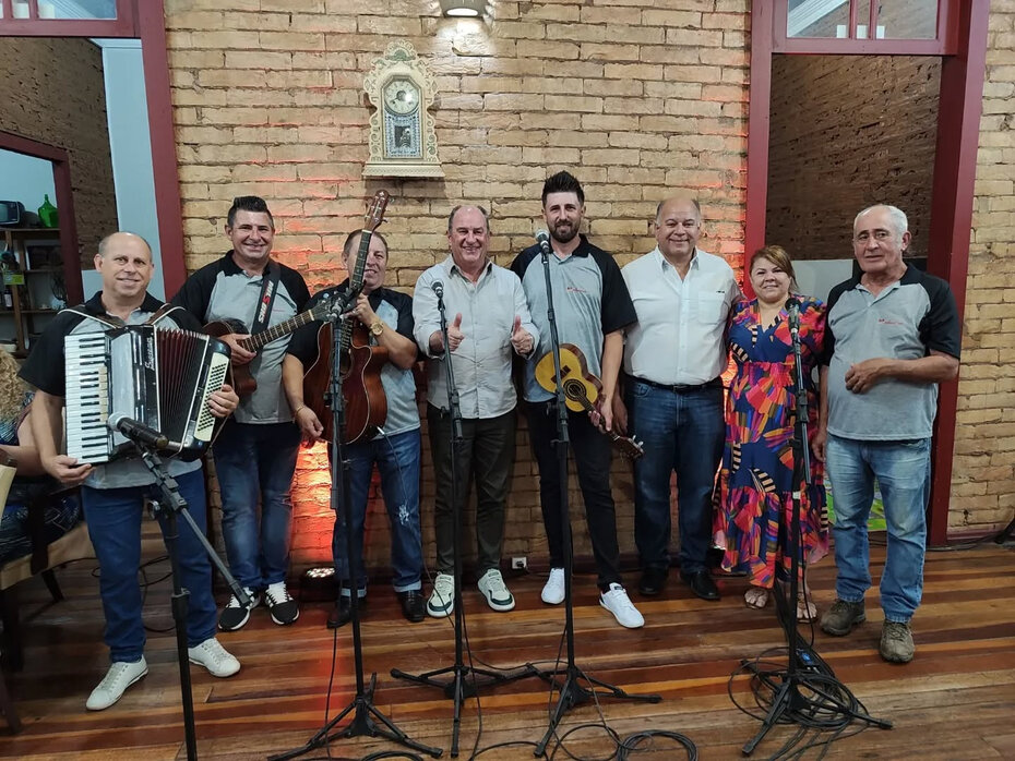 O Terno de Reis Estrela Dalva, um dos mais atuantes de Gravataí, congrega a família Fraga (Foto: Divulgação)