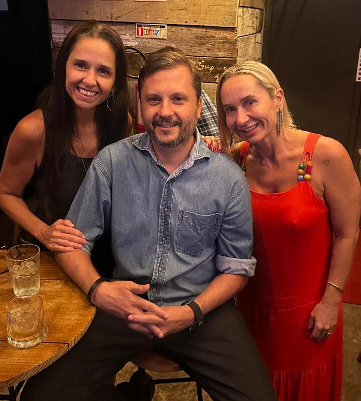 Maria Refinetti, Tiago Leivas Faillace e Sofia Refinetti (Foto: Divulgação)