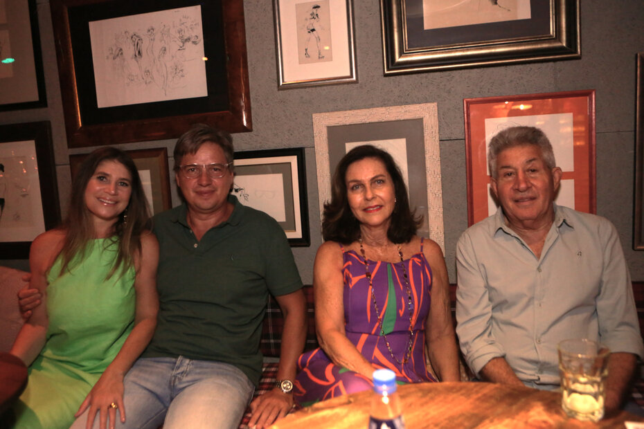 Camile Marczyk, Dudu Alvares Filho, Clarisse Mônaco e Dudu Alvares (Foto: Notre Design/Divulgação)