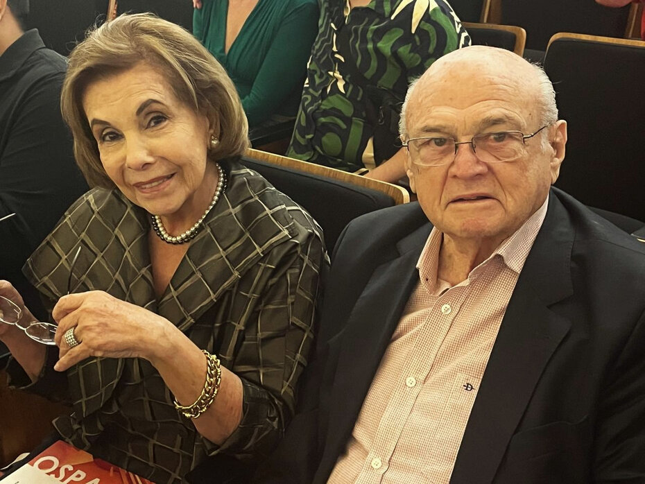 Lucila Osório e Nei Starosta aplaudiram a apresentação (Foto: Paulo Gasparotto/Especial)