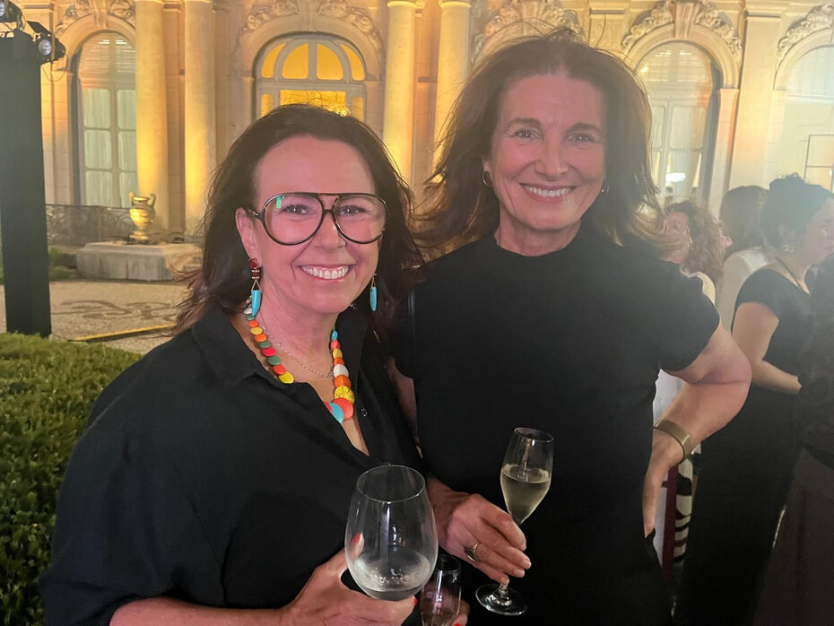 Carla Tellini e Suzana Pessini no coquetel do Palácio Piratini (Foto: Paulo Gasparotto/Especial)