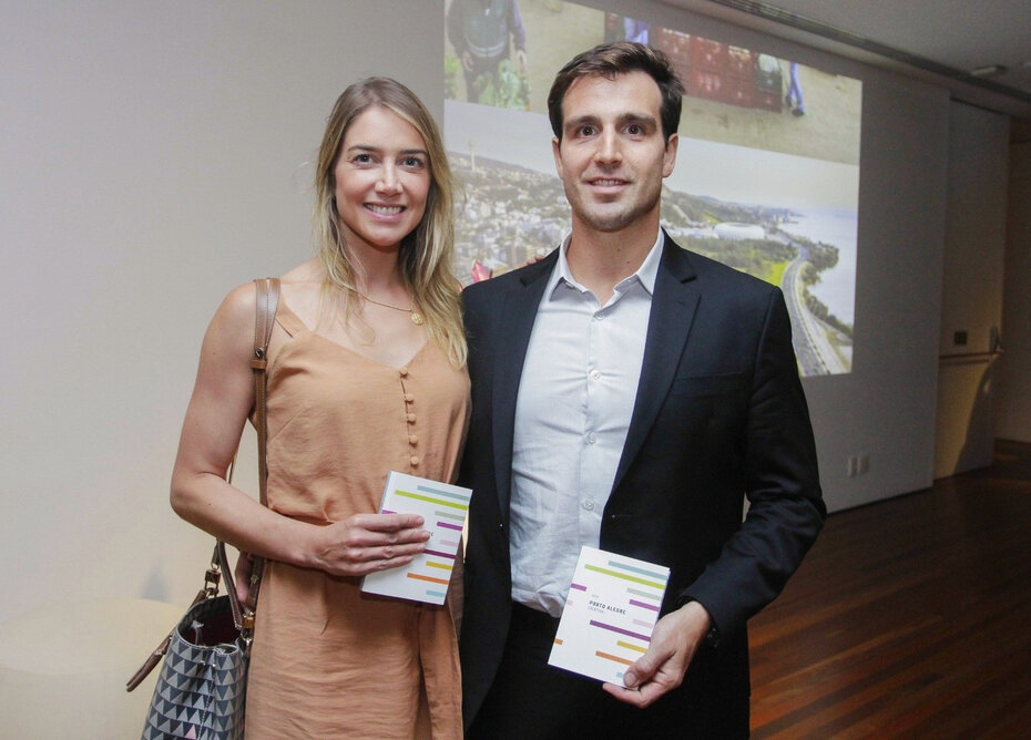 Carolina Mulazzani e Giovanni Jarros Tumelero no Instituto Ling (Foto: Evandro Oliveira/Divulgação)