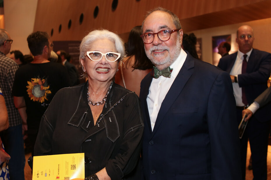 A atriz Suzana Saldanha e Júlio Callares (Foto: Lenara Petenuzzo/Divulgação)