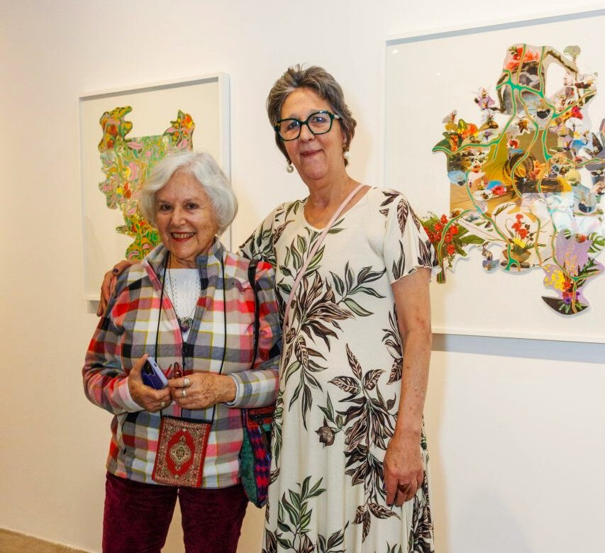 Vera Chaves Barcellos cumprimentou Téti Waldraff pela mostra (Foto: Nilton Santolin/Divulgação)
