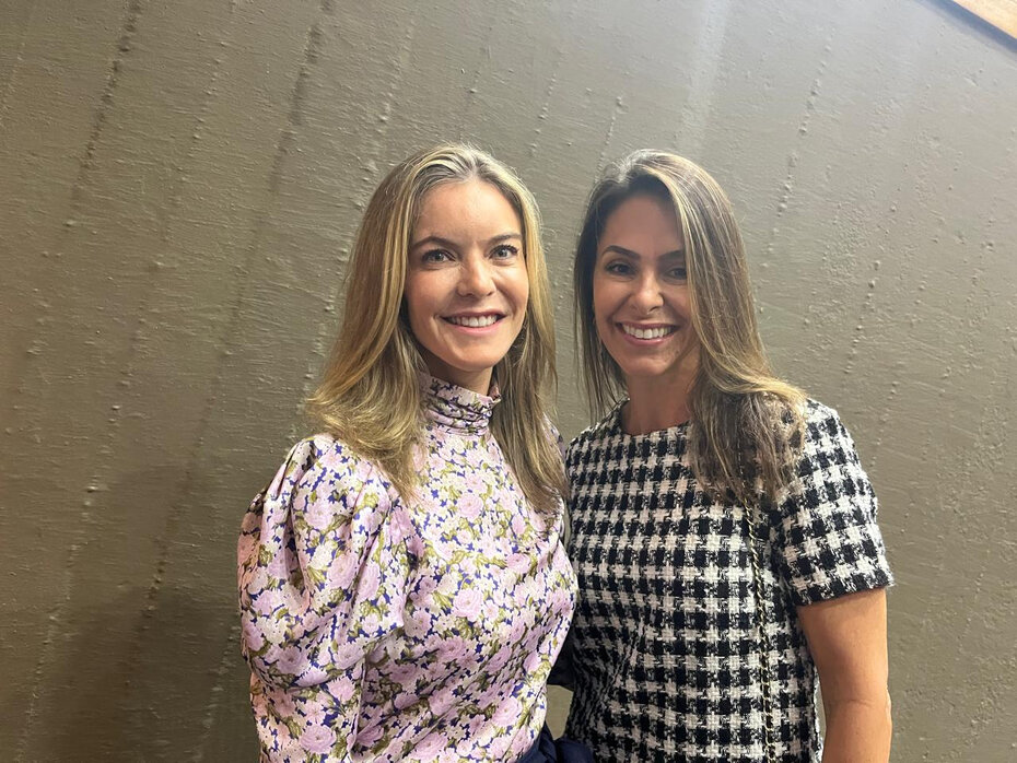 Fernanda Foernges Mentz e Mariana Foernges na Câmara Municipal (Foto: Paulo Gasparotto/Especial)