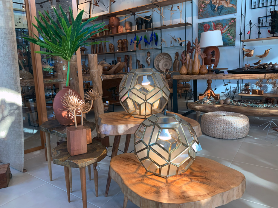 Mesas decoradas por Marcelo Gonçalves, que destacou o artesanato mineiro (Foto: Notre Design/Divulgação)