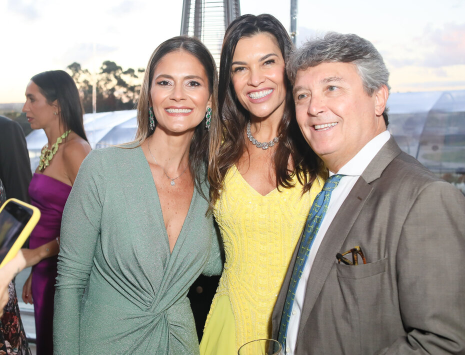 Clarissa Teixeira, Nora Teixeira e Dudu Mendes Rocha (Foto: Vini Dalla Rosa/Divulgação)