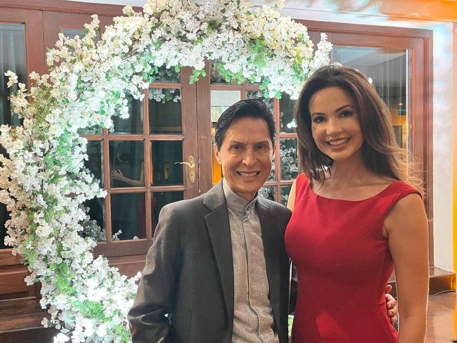 : Odalgir Lazzari recebeu Ana Cecilia Corcini na comemoração dos 25 anos de seu programa (Foto: Paulo Gasparotto/Divulgação)