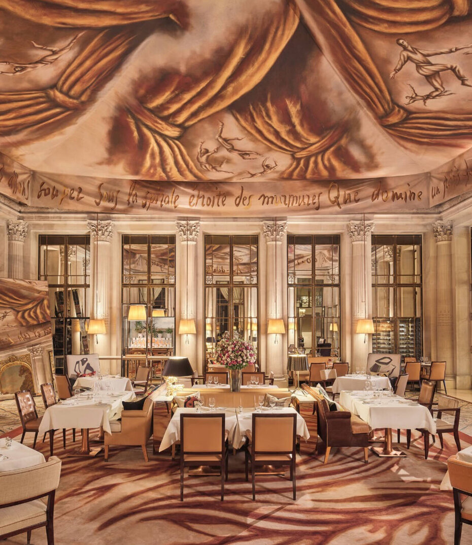 O restaurante Le Dalí, no hotel Le Meurice, homenageia o artista espanhol (Foto: Divulgação)