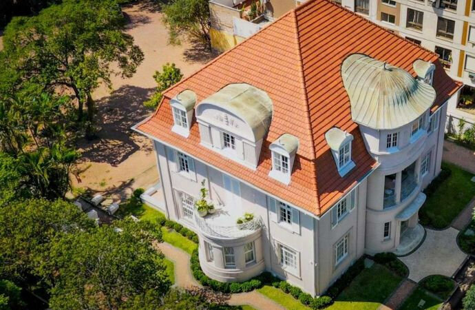 Casarão da década de 1930 foi restaurado pela Woss Incorporadora (Foto: Divulgação)