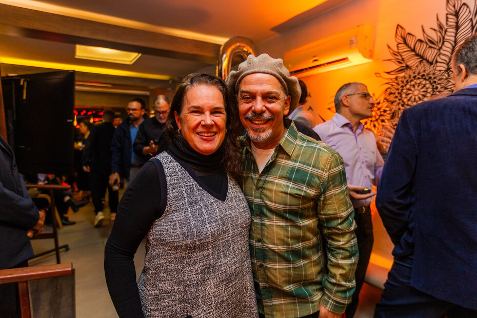 Tina Cardoso e Neto Fagundes na movimentada noite festiva (Foto: Estúdios Combo/Divulgação)