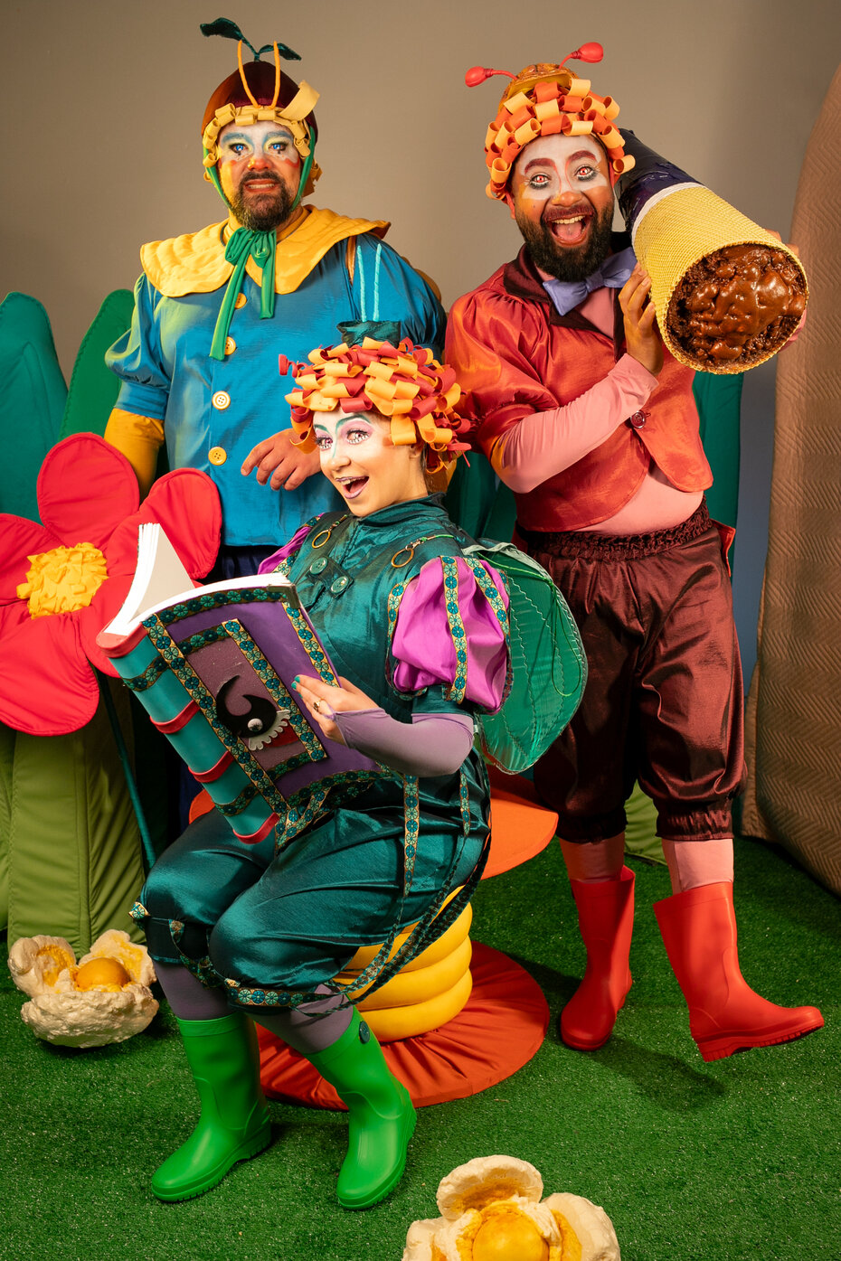 O clássico A Cigarra e a Formiga integra o festival de teatro infantil (Foto: Tom Peres/Divulgação)