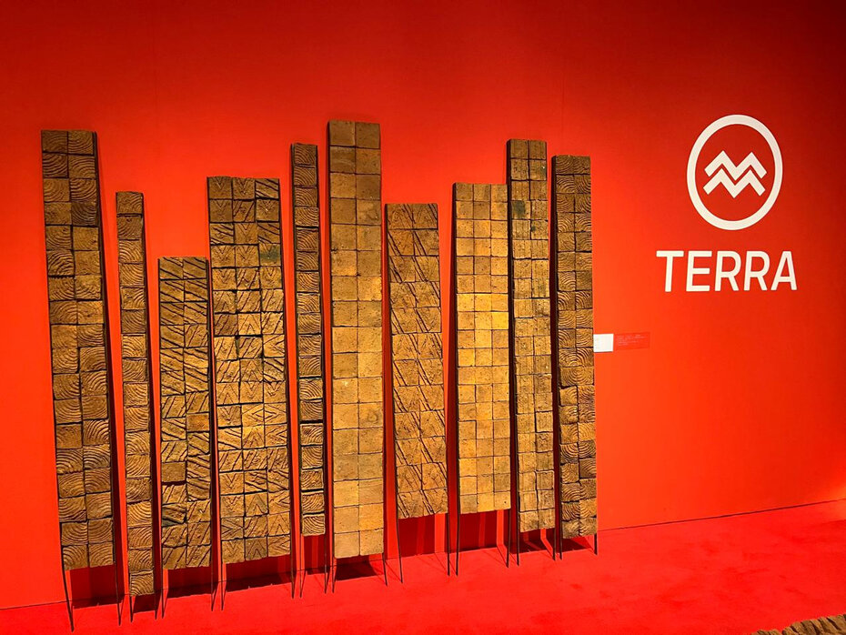 Obra de Heloisa Crocco, que retratou o elemento Terra na mostra (Foto: Paulo Gasparotto/Especial)