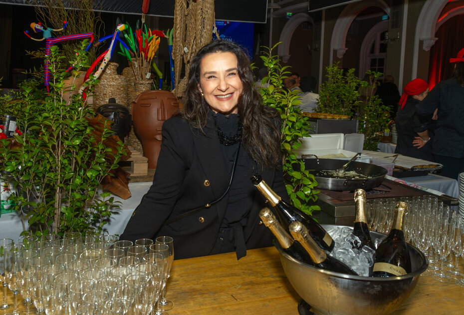 : Laura Schirmer colaborou com o bonito evento beneficente (Foto: Evandro Leal/Divulgação)