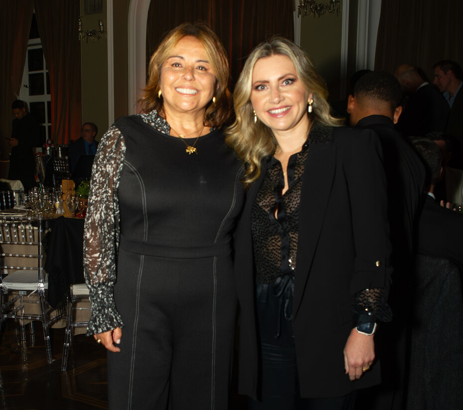 Ester Rodrigues e a arquiteta Manuela Caringi De Turnes (Foto: Evandro Leal/Divulgação)