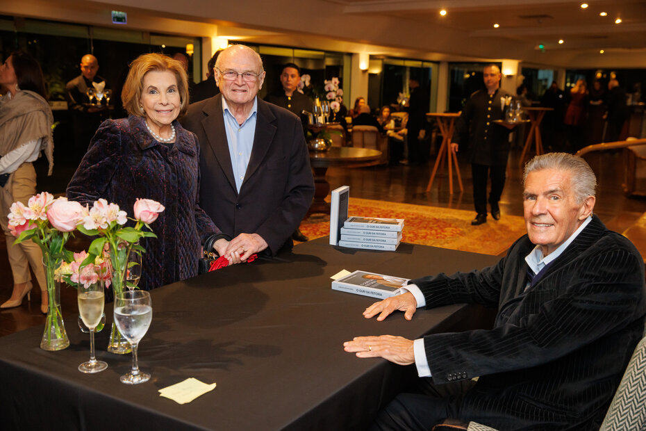 Lucila Osório, Nei Starosta e Carlos Uebel no prestigiado lançamento no Country Club (Foto: Alexandre Bazzo/Divulgação)