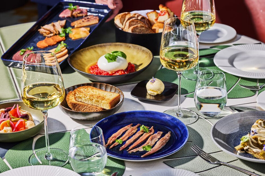 O restaurante Il Giardino é uma das atrações gastronômicas do hotel (Foto: Divulgação)