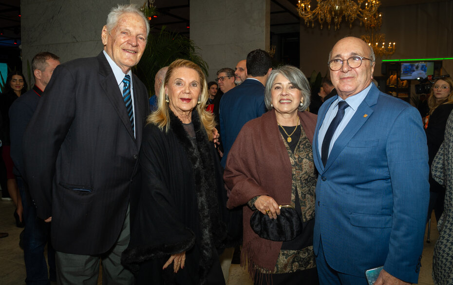 Newton Kalil, Jane Oliveira, Carlos Alberto Pipi da Motta e Diana da Motta (Foto: Evandro Leal/Divulgação)