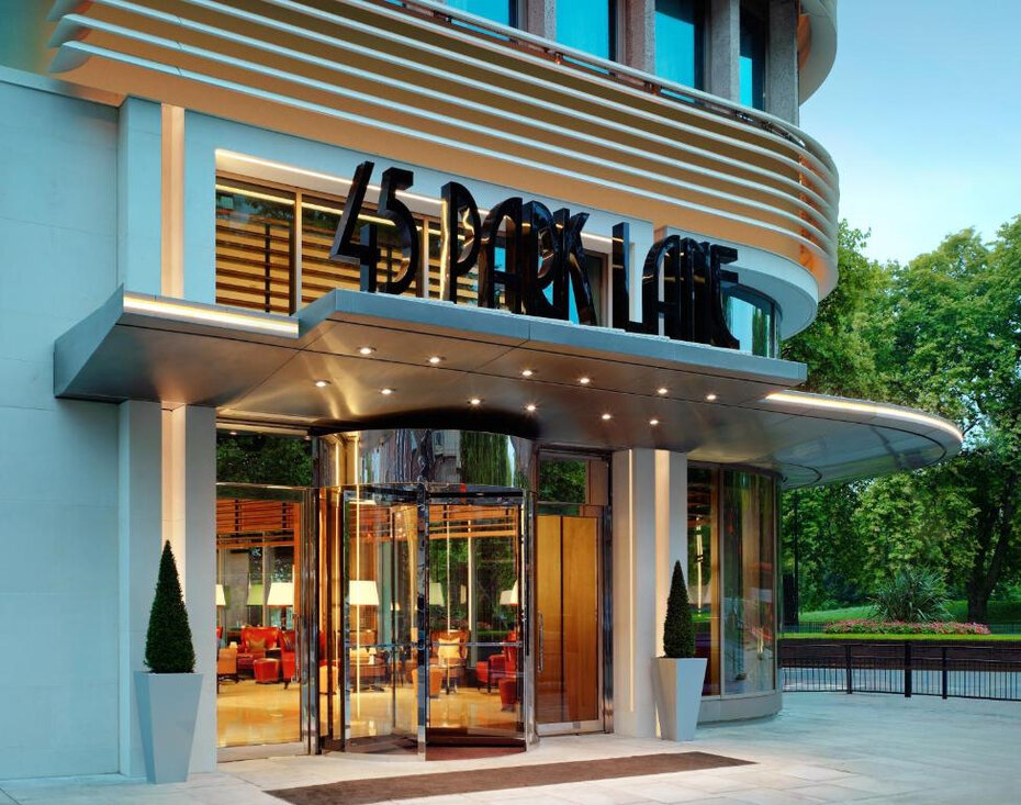 O hotel na capital inglesa é conhecido por sua arquitetura em estilo Art Déco (Foto: Divulgação)