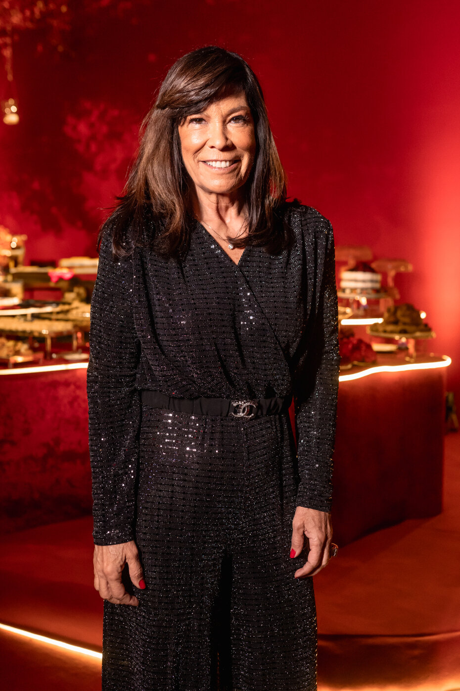 Bettina Becker na bela festa de aniversário em tons de vermelho (Foto: William Rossoni/Divulgação)