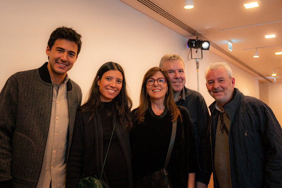 Anthony Ling, Eduarda Ling, Sandra Ling, David Diamond e Márcio Pinheiro no lançamento do songbook (Foto: Bruno dos Anjos/Divulgação)