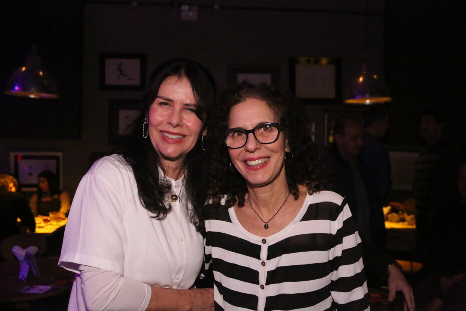 Maria Teresa Campos e Nara Dib participaram do Negroni Day (Foto: Notre Design/Divulgação)