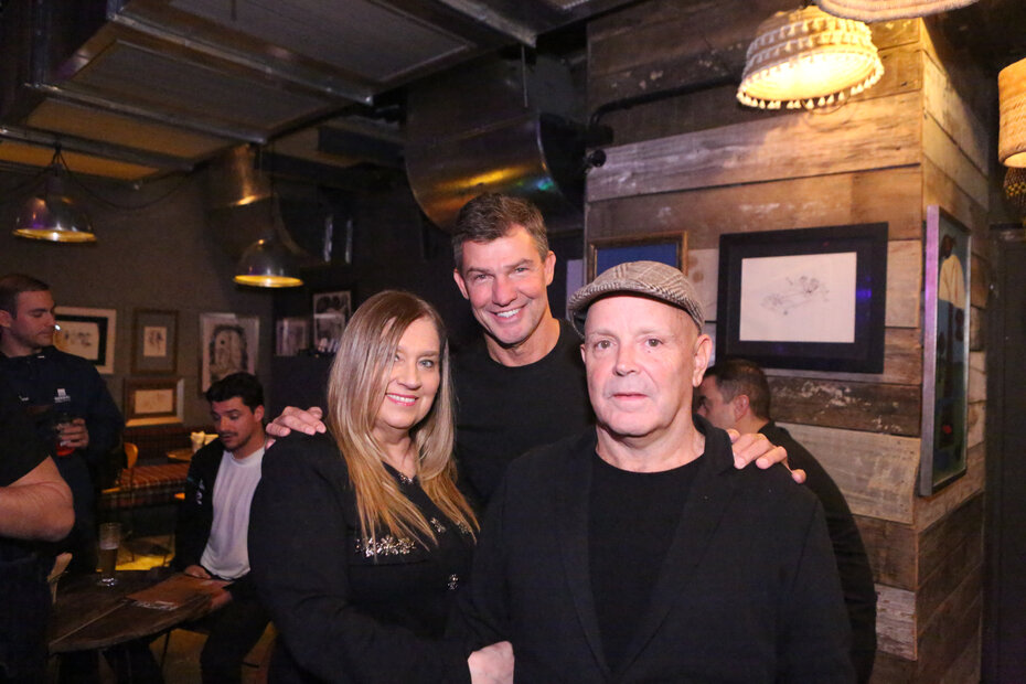 Eduardo Bier Corrêa com Lisa e Christian Kessler (Foto: Notre Design/Divulgação)