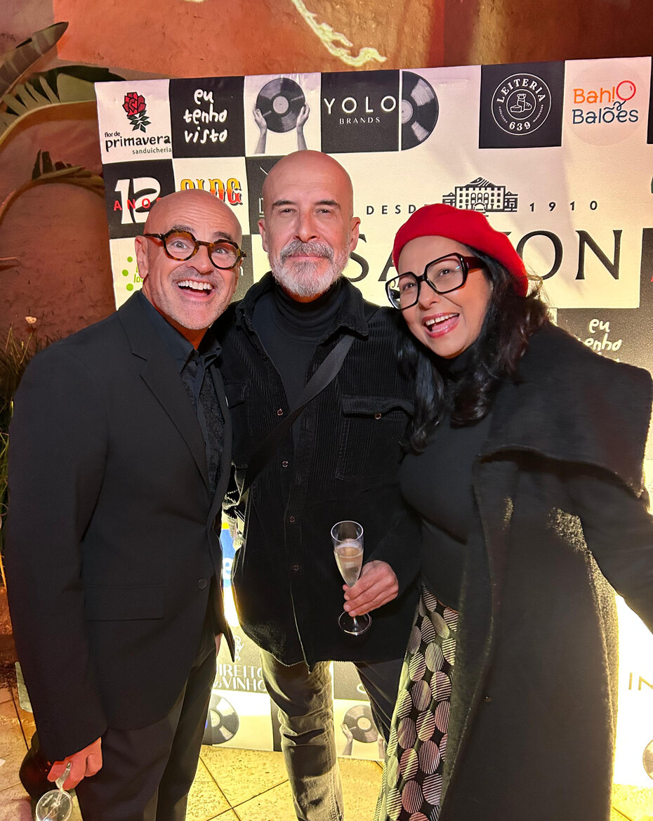 Ivan Mattos Antônio Hubbe e Lúcia Pires na festa em clima televisivo (Foto: EuTenhoVisto/Divulgação)