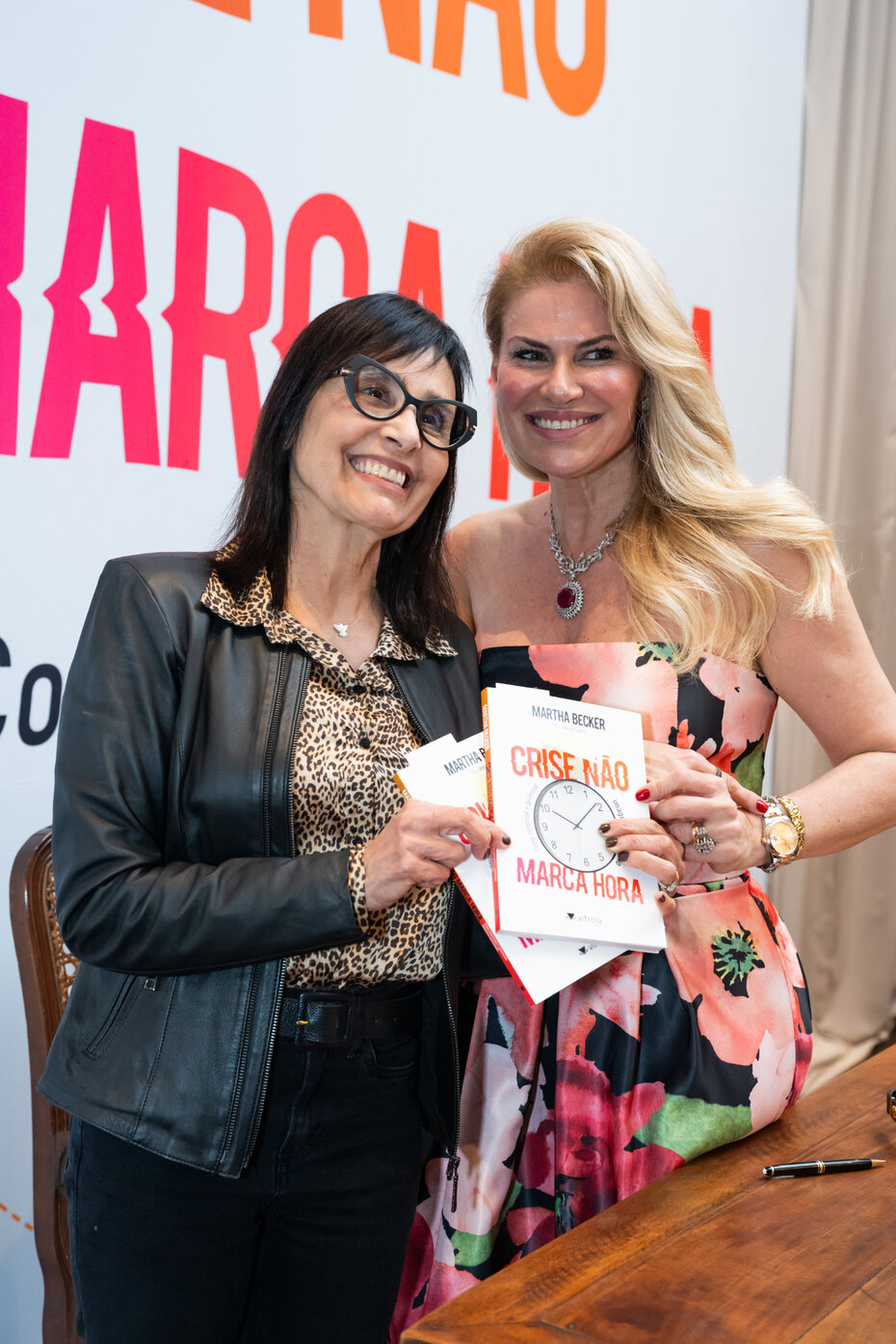 A primeira dama de Porto Alegre, Valéria Leopoldino, e Martha Becker (Foto: Andréa Graiz/Divulgação)