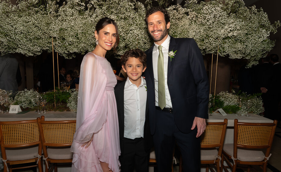 Catarina Costa Sirotsky e Roberto Birmann Sirotsky com o filho José Roberto (Foto: Evandro Leal/Divulgação)