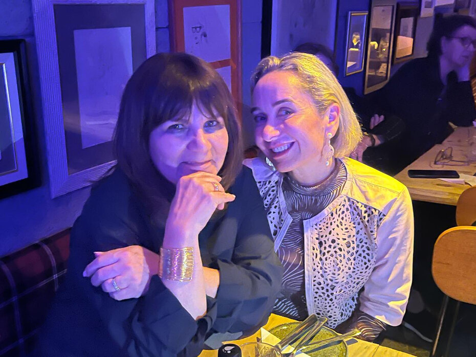 Rosângela Meletti foi recebida por Sofia Refinetti Teixeira no Encouraçado Butikin (Foto: Paulo Gasparotto/Especial)