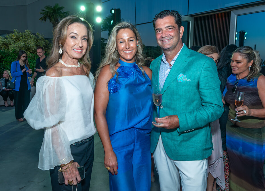 Cora Pinto Ribeiro, Claudia Skaltsas e Joanes Skaltsas no Vista Pontal (Foto: Evandro Leal/Divulgação)