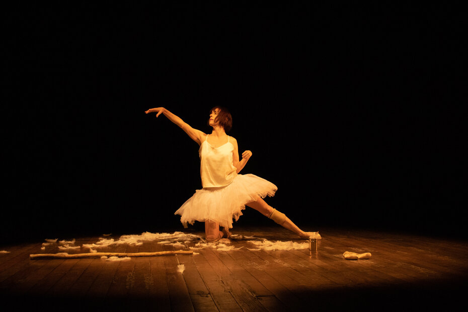 Silvia Wolff apresentará seu espetáculo no Teatro Olga Reverbel (Foto: Bruna Bertoldo/Divulgação)