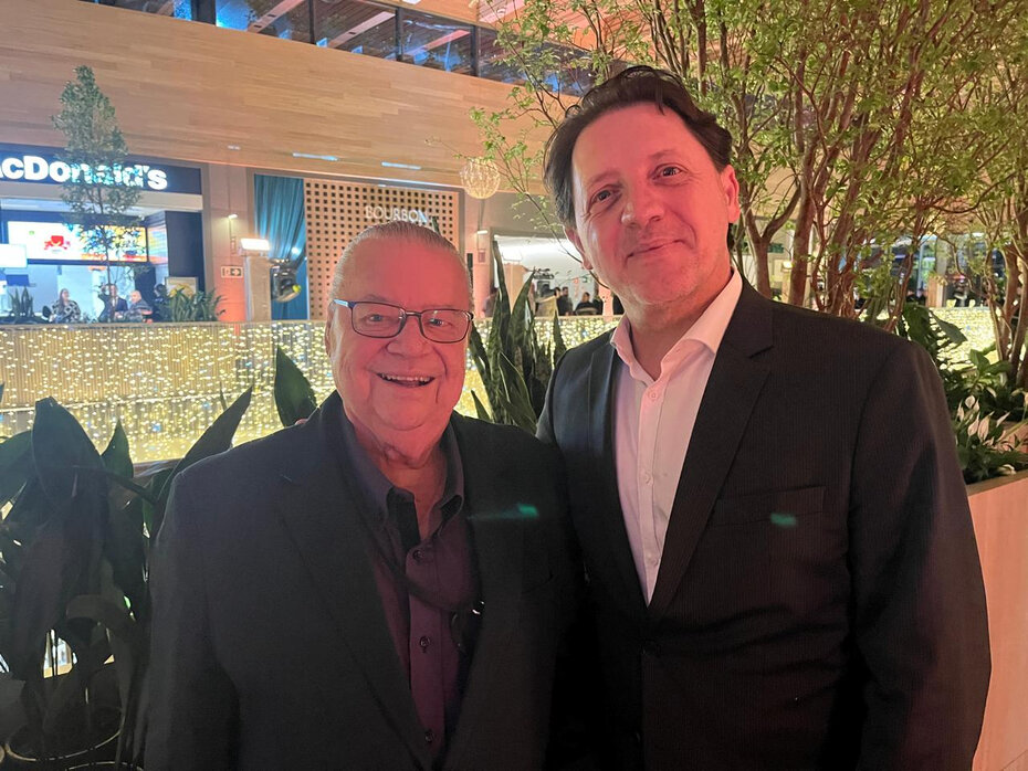 Geraldo Lopes e o maestro Evandro Matté (Foto: Paulo Gasparotto/ Especial)