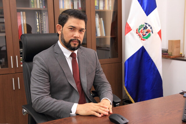 Robert Takata, embaixador da República Dominicana (Foto: Divulgação)