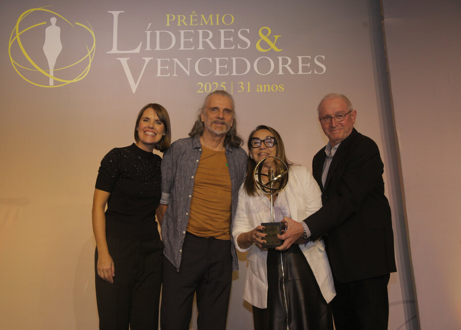 Juliana Bublitz, Hique Gomez, Marilourdes Franarin e Alfredo Nicolaiewsky (Foto: Sérgio Gonzalez/Divulgação)