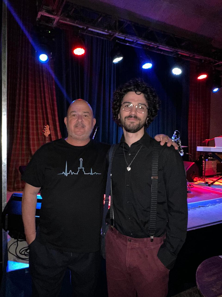Germano Rothfuchs com o filho Rafael na noite que teve muitas emoções (Foto: Divulgação)