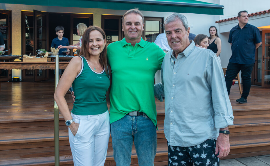 Patricia Saboya e Chistiano Saboya com José Emílio Boekel (Foto: Evandro Leal/Divulgação)