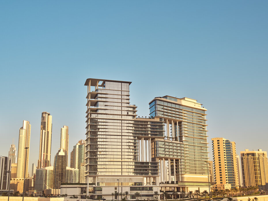 Vista do hotel, um destaque na paisagem dos Emirados (Foto: Divulga&ccedil;&atilde;o)