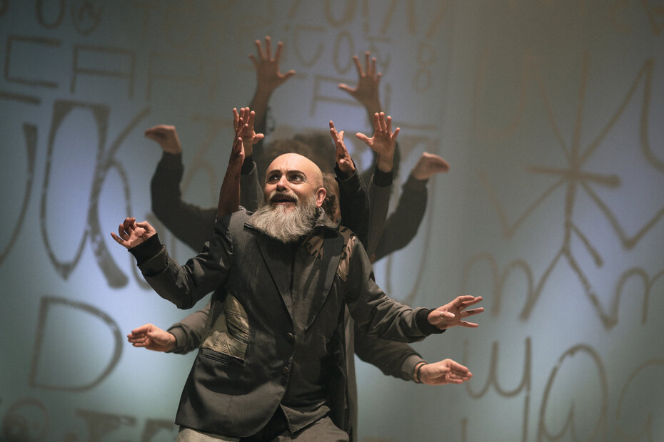 : A pe&ccedil;a Colapso e Destrui&ccedil;&atilde;o da Cidade de Porto Alegre integra a programa&ccedil;&atilde;o do Porto Ver&atilde;o Alegre (Foto: Anselmo Cunha/Divulga&ccedil;&atilde;o)