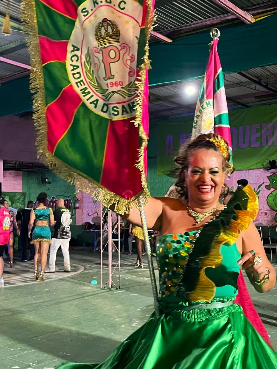 Gracie Dagostini, Porta-Bandeira da Praiana (Foto: Divulga&ccedil;&atilde;o)