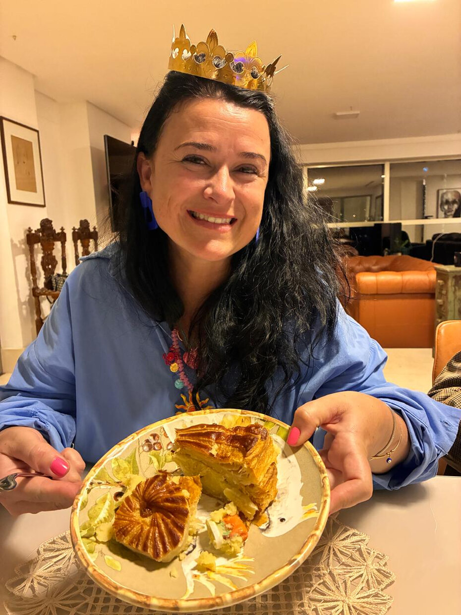 Tati Feldens recebeu a coroa dos Reis Magos (Foto: Divulga&ccedil;&atilde;o)
