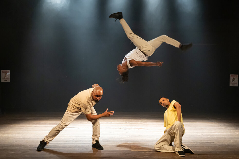Premiado espetáculo de dança urbana, Trivial leva a Bento Gonçalves bailarinos da periferia (Foto: Nando Espinosa/Divulgação)