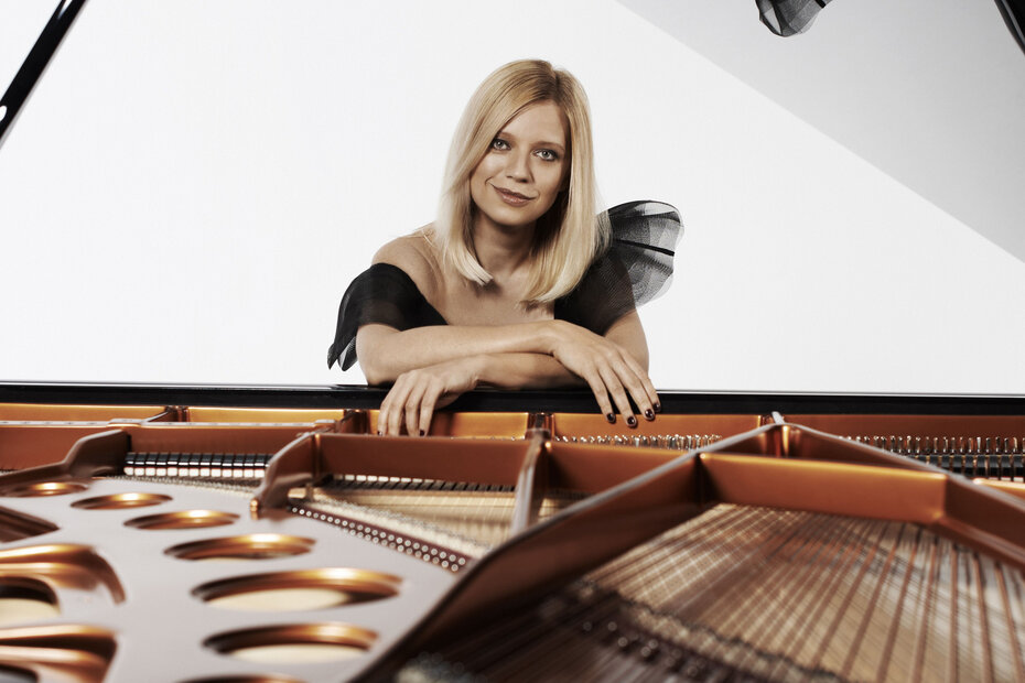 A presença da pianista ucraniana Valentina Lisitsa é um dos grandes destaques da temporada da OSPA (Foto: Gilbert François/Divulgação)