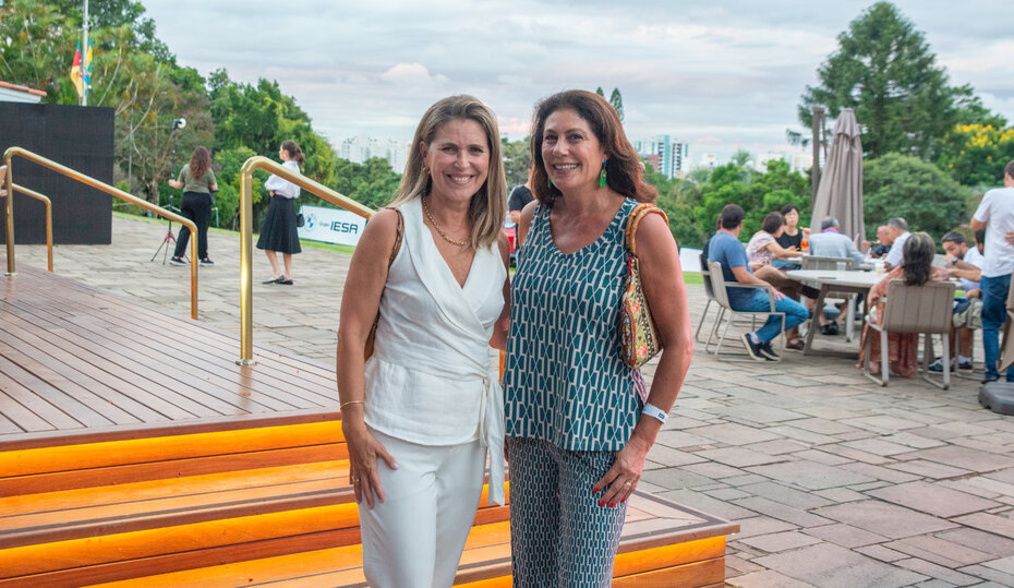 Marta Hoerde e Margot Pinto no agrad&aacute;vel coquetel (Foto: Evandro Leal/Divulga&ccedil;&atilde;o)