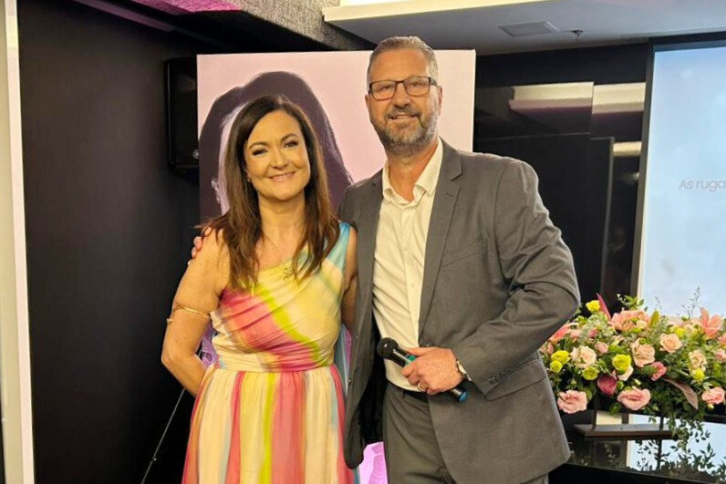 Fabiana Rabaioli e Luiz Roberto Bastian da Cunha na inaugura&ccedil;&atilde;o da nova cl&iacute;nica (Foto: Divulga&ccedil;&atilde;o)