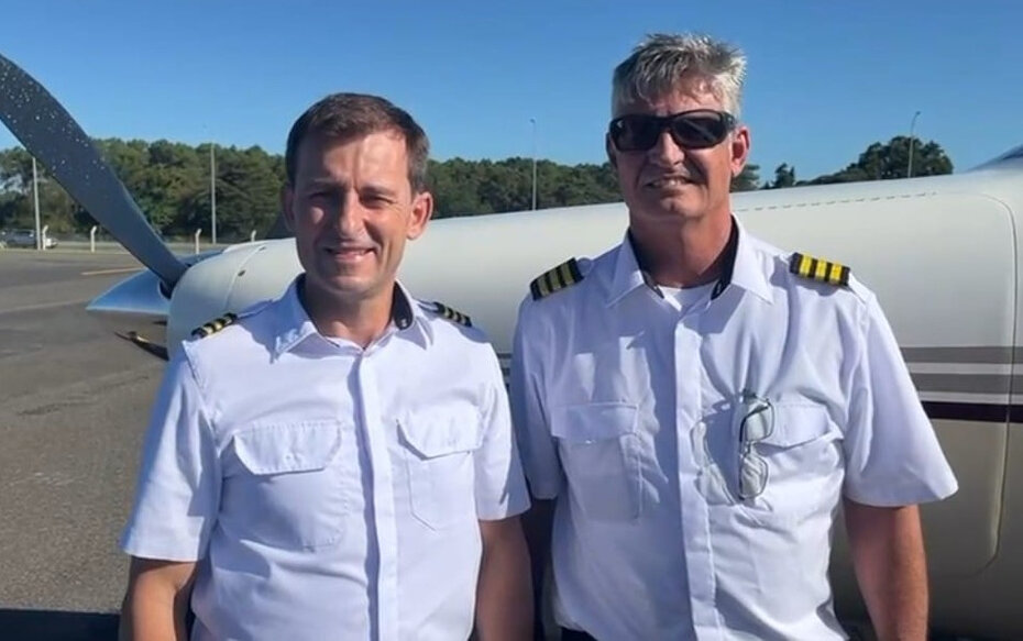 Gustavo Trintinaglia e Harrison Klleestadt na circulada em Punta (Foto: Gasparotto/Especial)