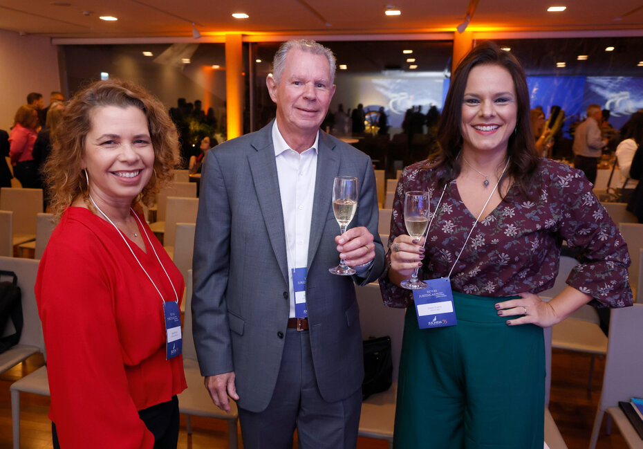 K&aacute;tia Pinheiro, S&eacute;rgio Juchem e Giane Guerra (Foto: Jo&atilde;o Mattos/Divulga&ccedil;&atilde;o)