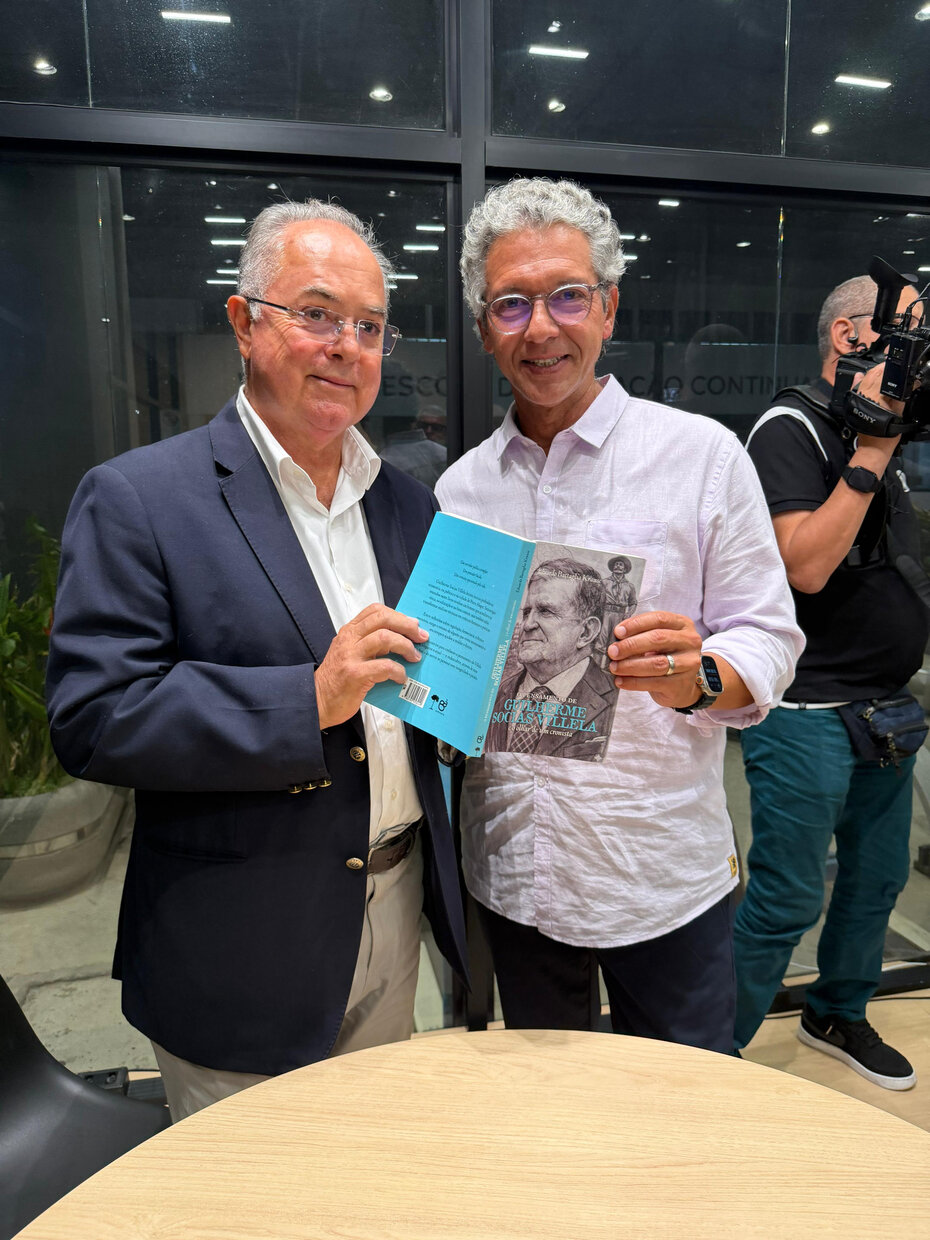 Eduardo Battaglia Krause com o deputado Frederico Antunes (Foto: Divulga&ccedil;&atilde;o