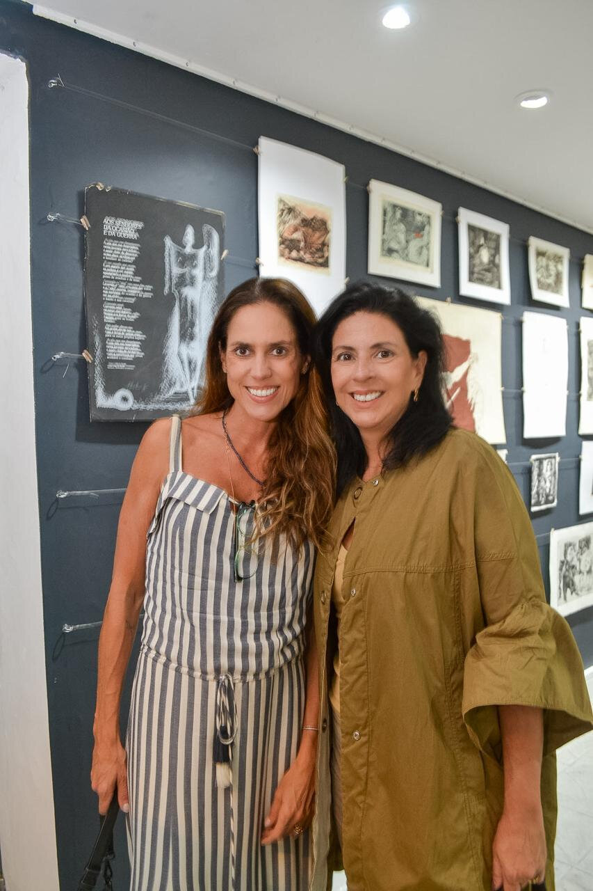 Juliana Agrifoglio Davis e Alexandra Beylouni na Galeria Stockinger (Foto: Rodrigo Gruner/Est&uacute;dio Telesc&oacute;pio)